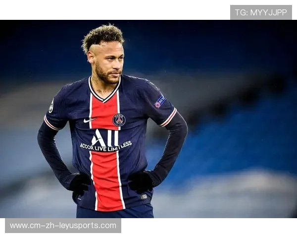 巴黎角球战术精妙，内马尔反点抢射将比分改写